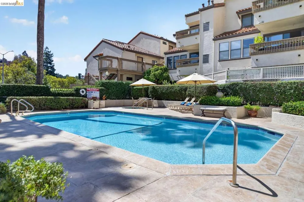911 S Villa WAY Walnut Creek, CA 94595