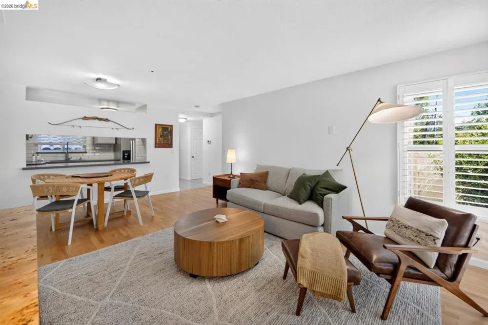 911 S Villa WAY Walnut Creek, CA 94595