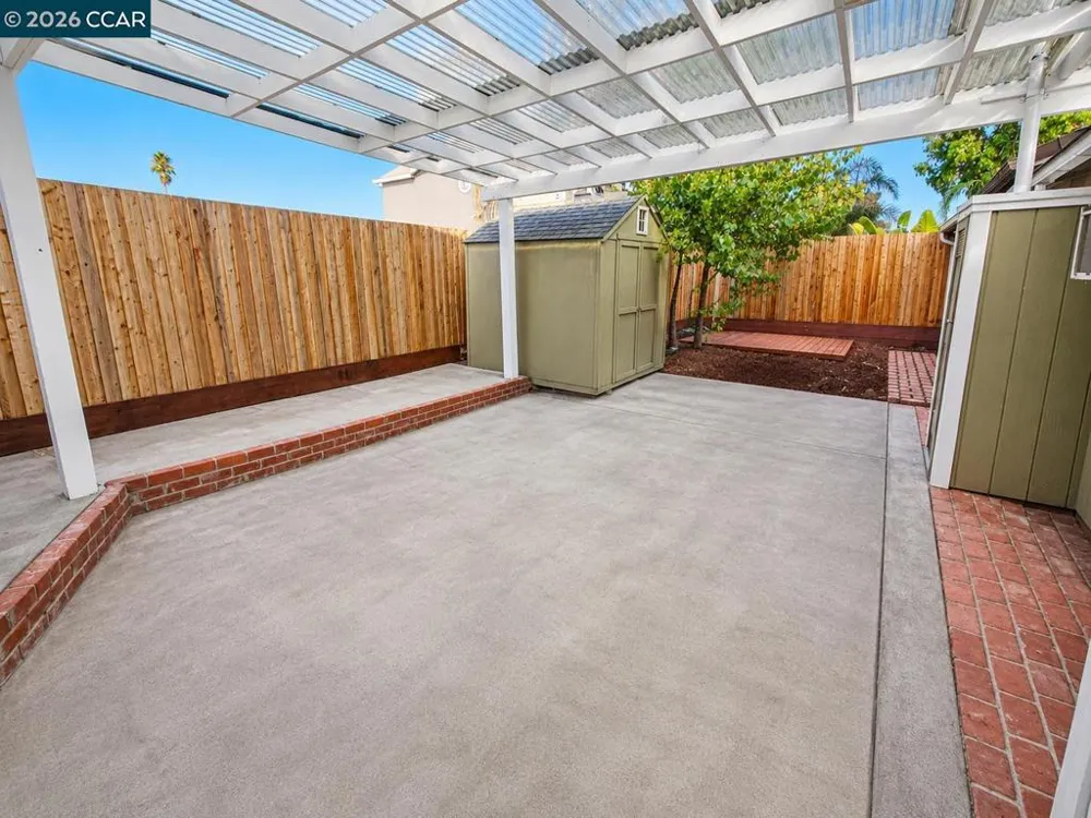 916 Veale Ave Martinez, CA 94553