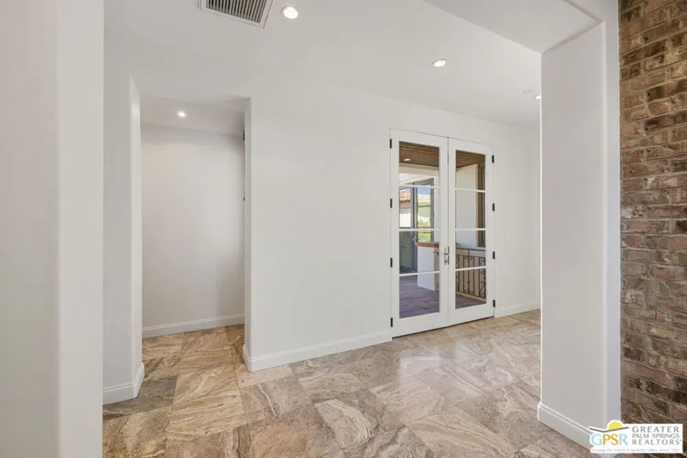 291 Calle Tranquillo Palm Springs, CA 92262