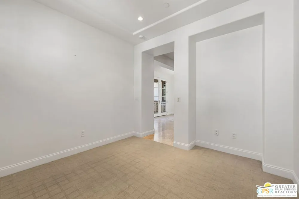291 Calle Tranquillo Palm Springs, CA 92262