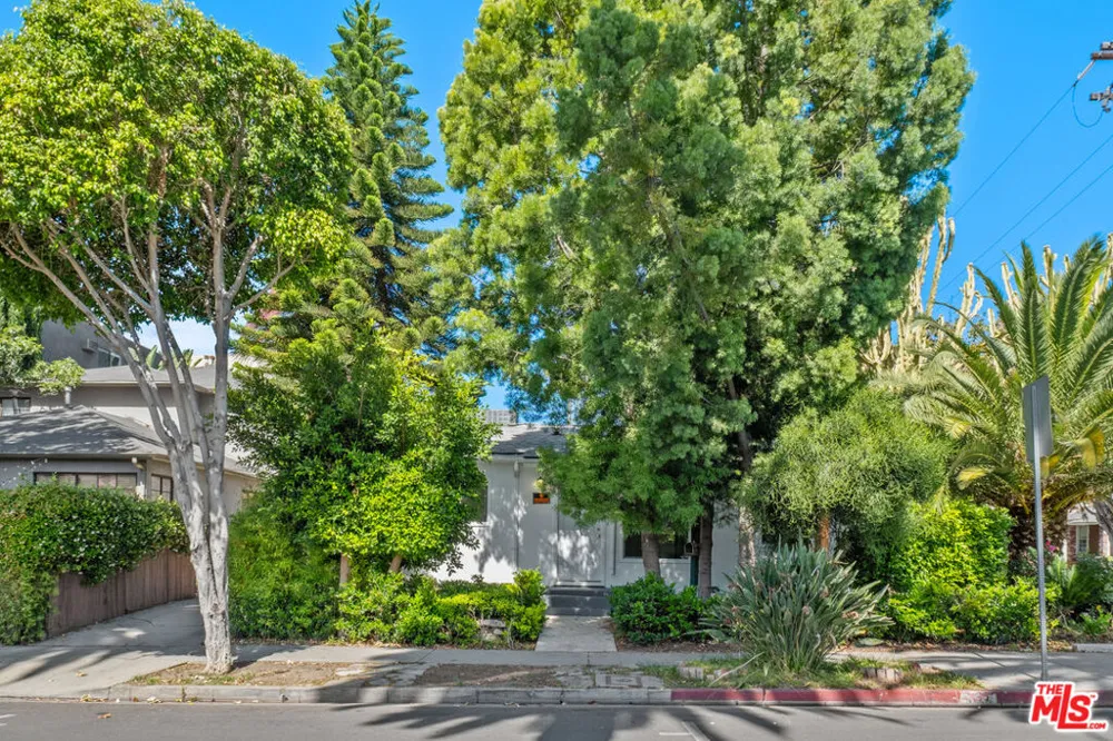 739 Westbourne Drive West Hollywood, CA 90069