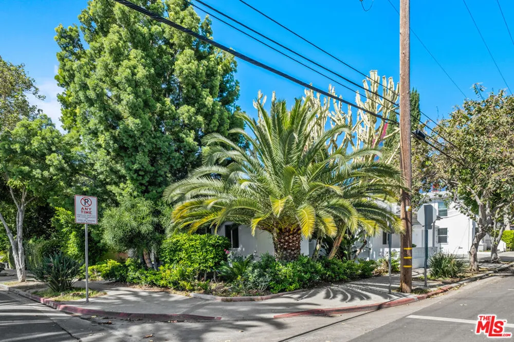 739 Westbourne Drive West Hollywood, CA 90069