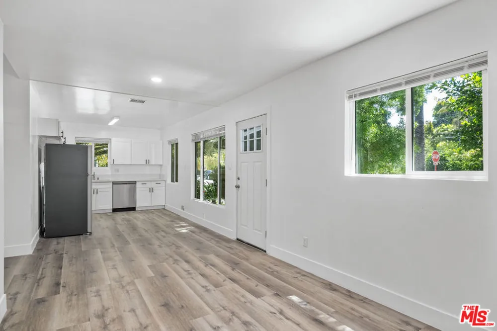 739 Westbourne Drive West Hollywood, CA 90069