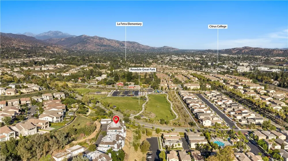 1033 Lakeview Azusa, CA 91702