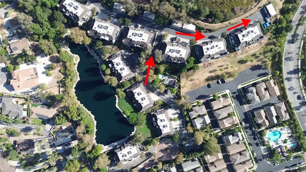 1033 Lakeview Azusa, CA 91702
