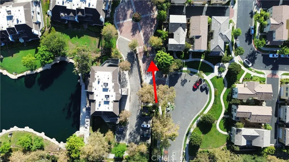 1033 Lakeview Azusa, CA 91702