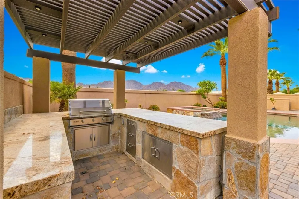 57685 Rosewood Court La Quinta, CA 92253