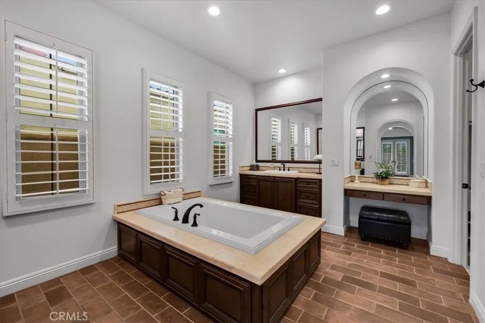 57685 Rosewood Court La Quinta, CA 92253