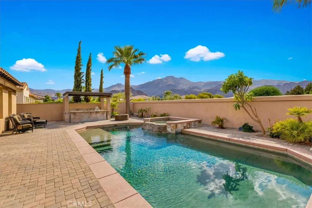 57685 Rosewood Court La Quinta, CA 92253