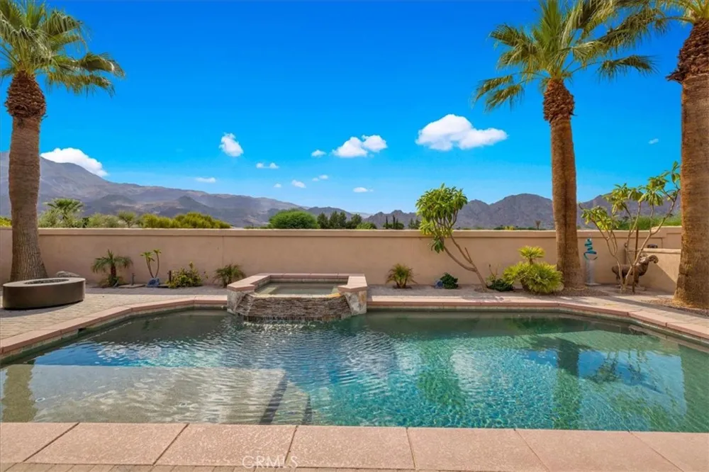 57685 Rosewood Court La Quinta, CA 92253