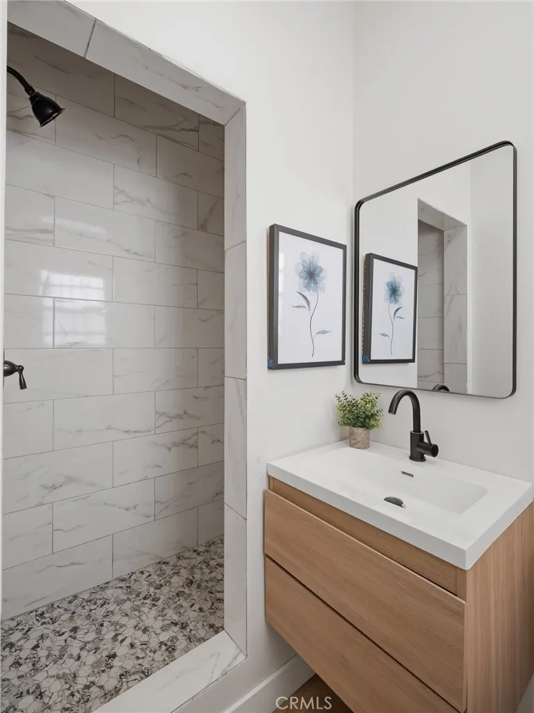 658 W 7th San Pedro, CA 90731