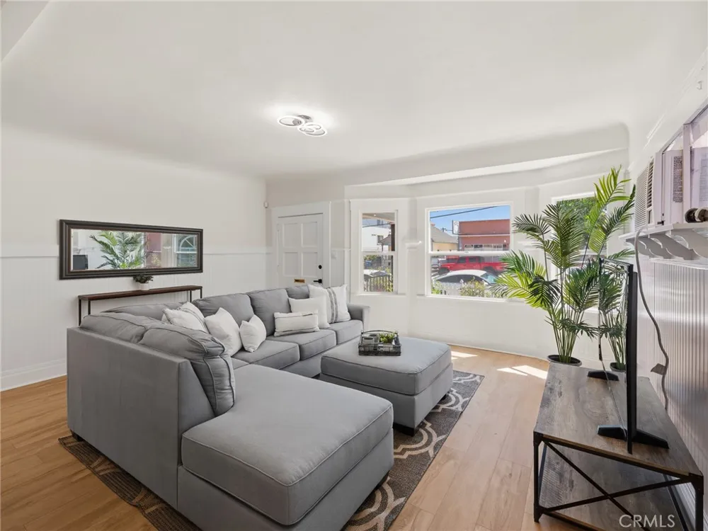 658 W 7th San Pedro, CA 90731