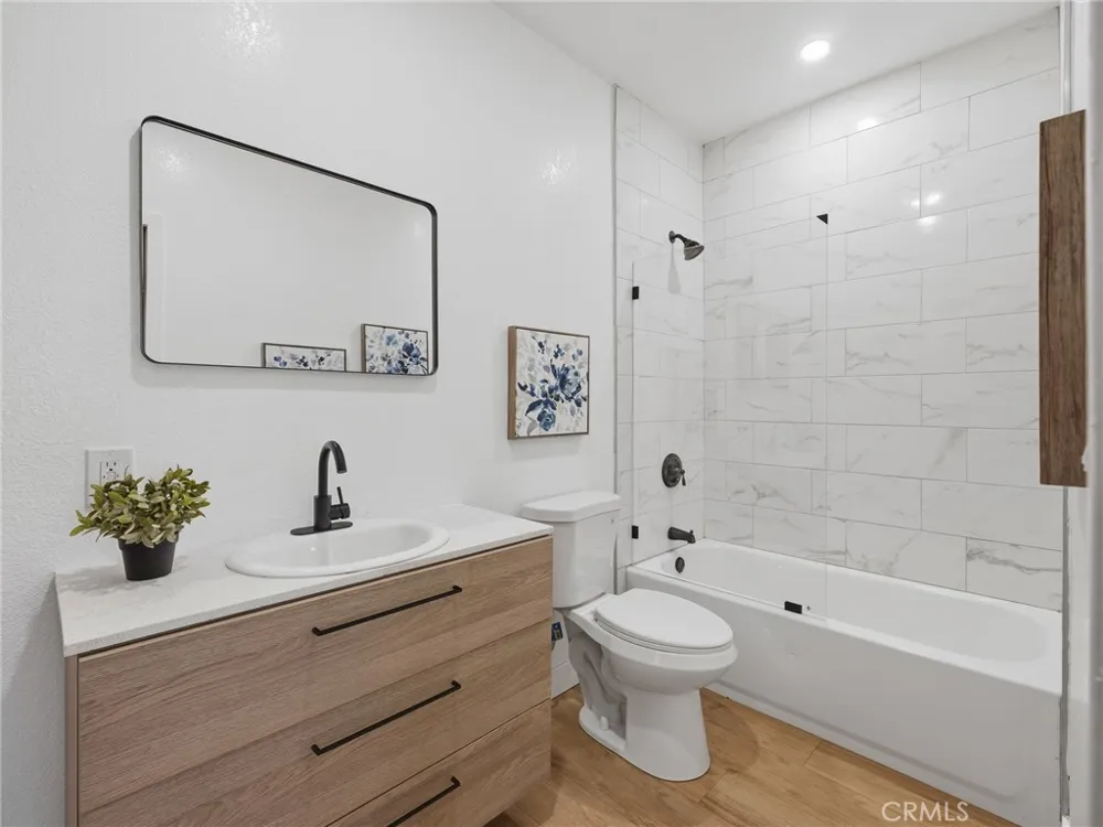 658 W 7th San Pedro, CA 90731