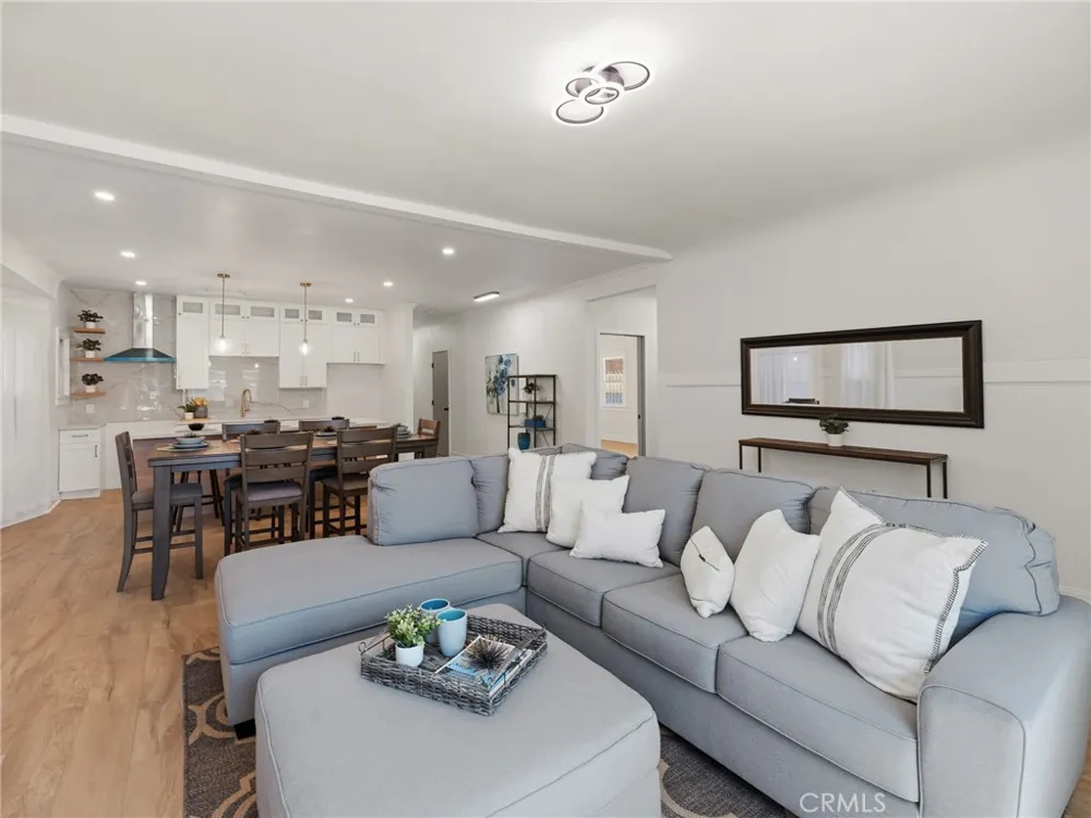 658 W 7th San Pedro, CA 90731