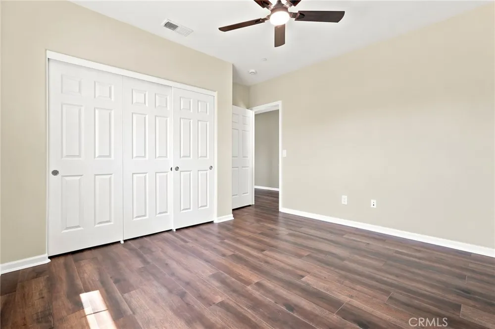 7861 Fluffy Duckling Lane Winnetka, CA 91306