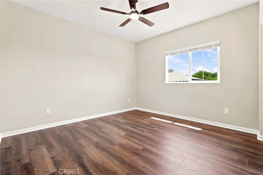 7861 Fluffy Duckling Lane Winnetka, CA 91306