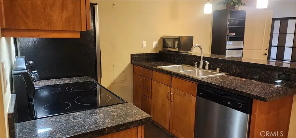 10982 Roebling Avenue #415 Westwood Century City, CA 90024