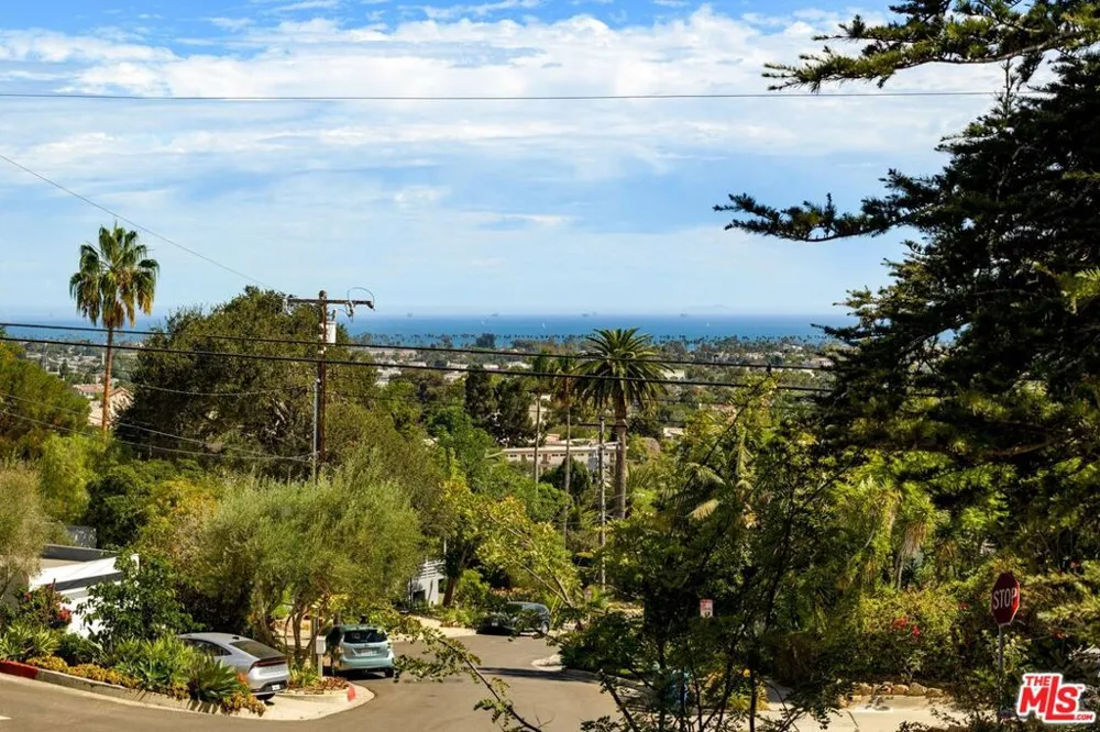 645 E Micheltorena Street Santa Barbara, CA 93103