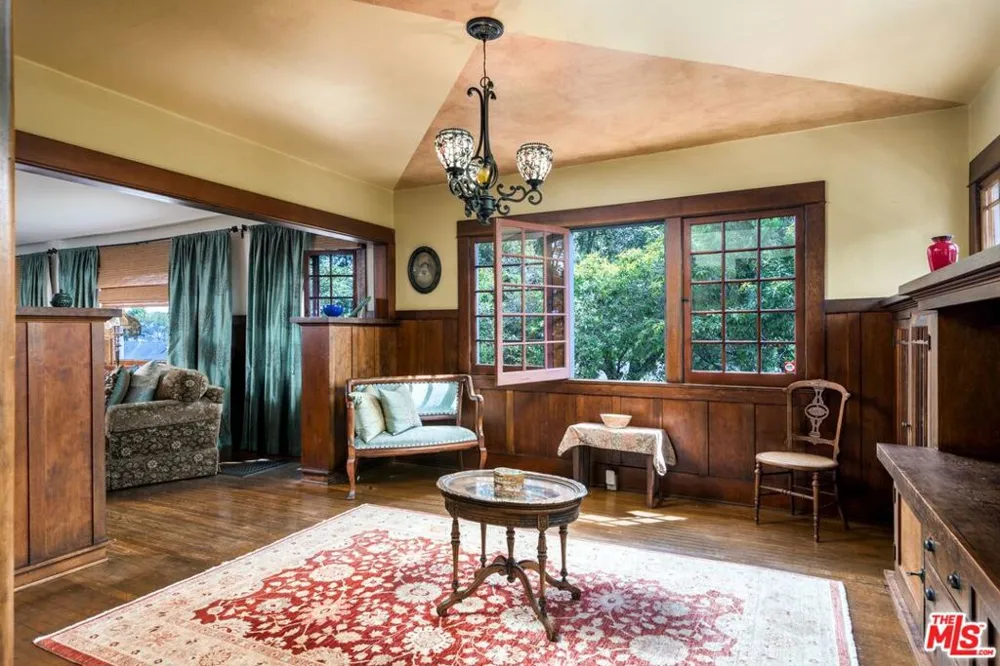 645 E Micheltorena Street Santa Barbara, CA 93103