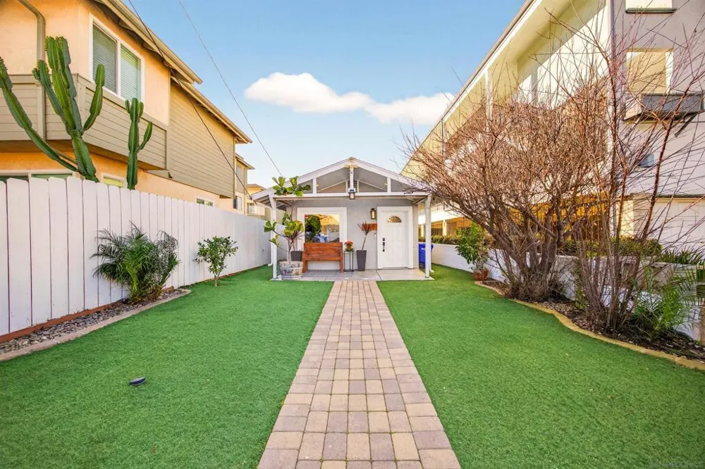 530 11th St Imperial Beach, CA 91932