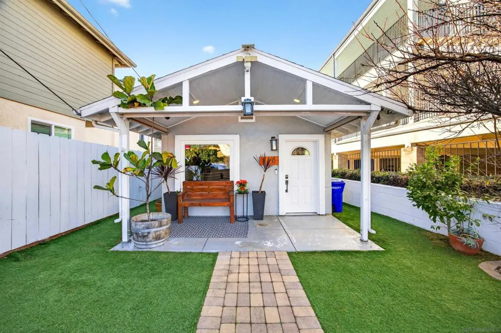 530 11th St Imperial Beach, CA 91932