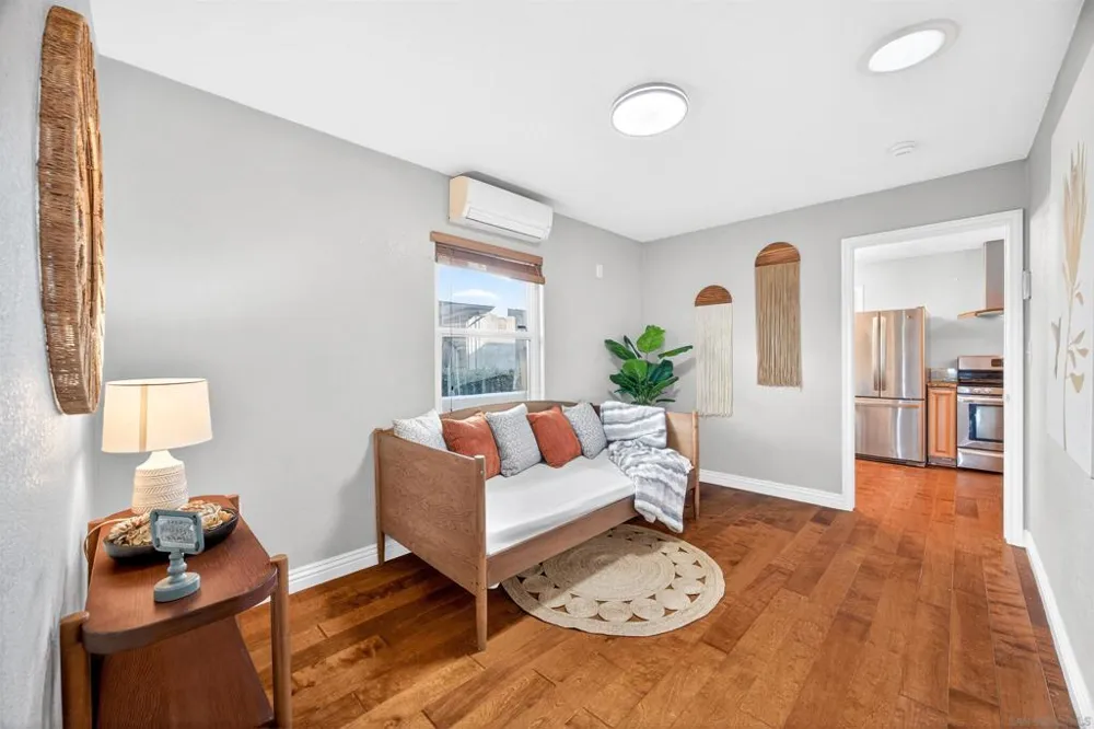 530 11th St Imperial Beach, CA 91932