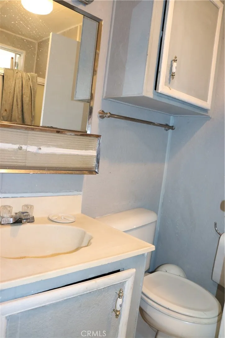 1301 E Avenue I #90 Lancaster, CA 93535