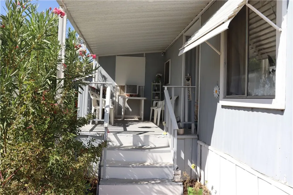 1301 E Avenue I #90 Lancaster, CA 93535