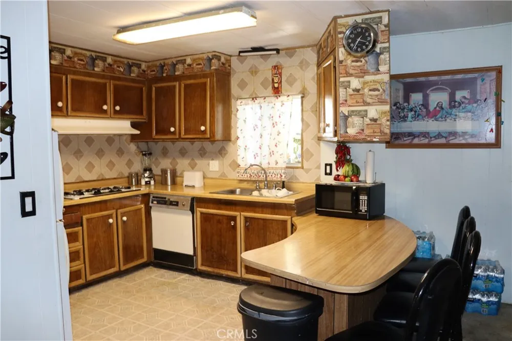 1301 E Avenue I #90 Lancaster, CA 93535