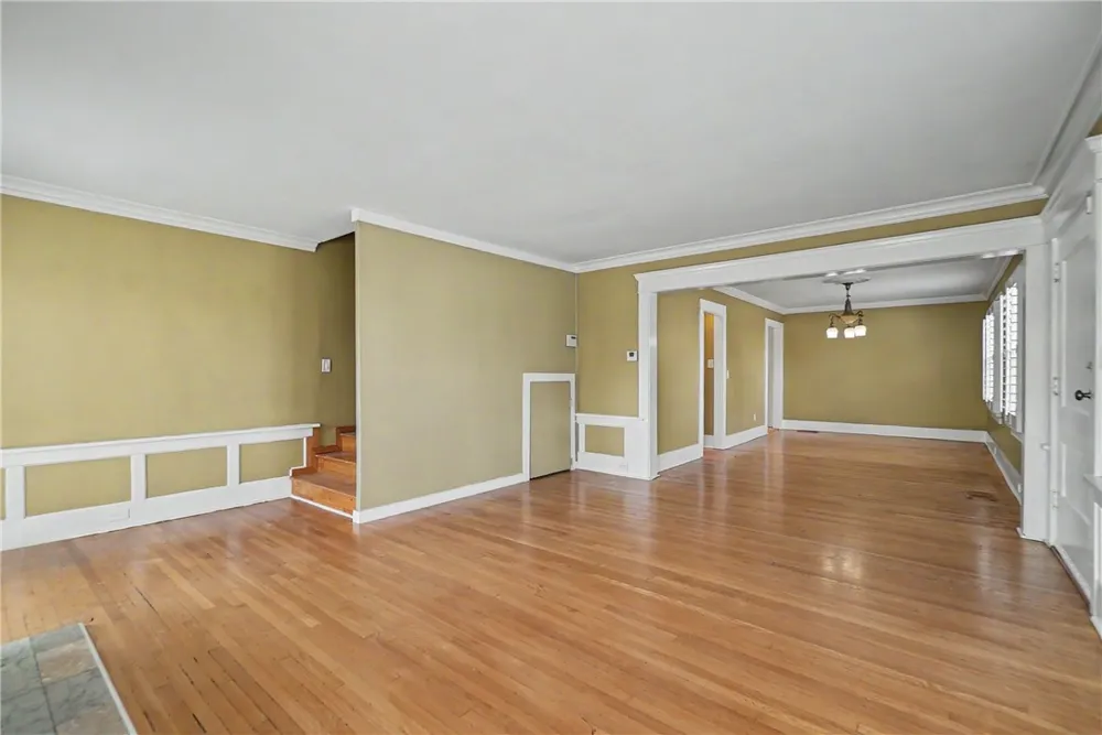 173 S Meridith Avenue Pasadena, CA 91106