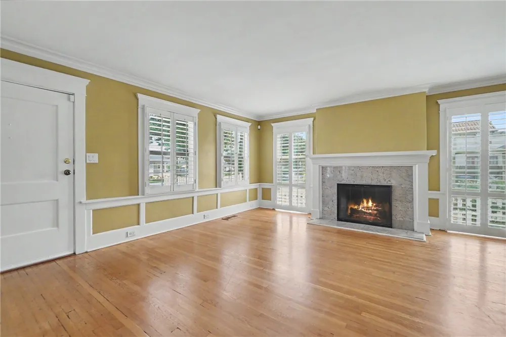 173 S Meridith Avenue Pasadena, CA 91106