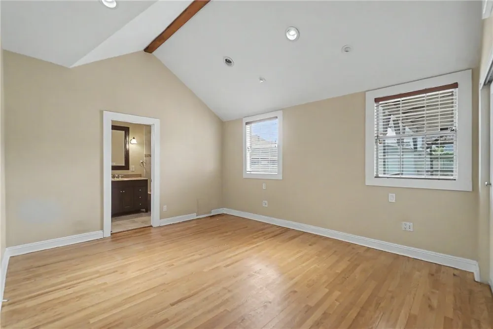 173 S Meridith Avenue Pasadena, CA 91106