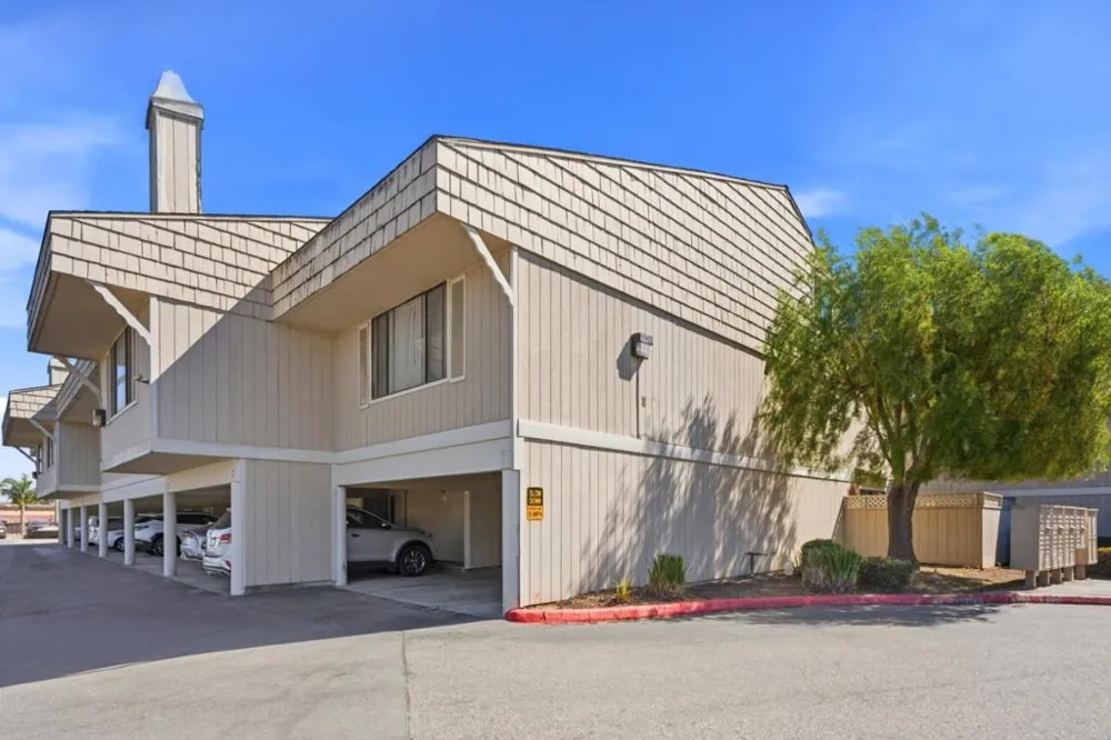 104 W Rossi Street #7 Salinas, CA 93901