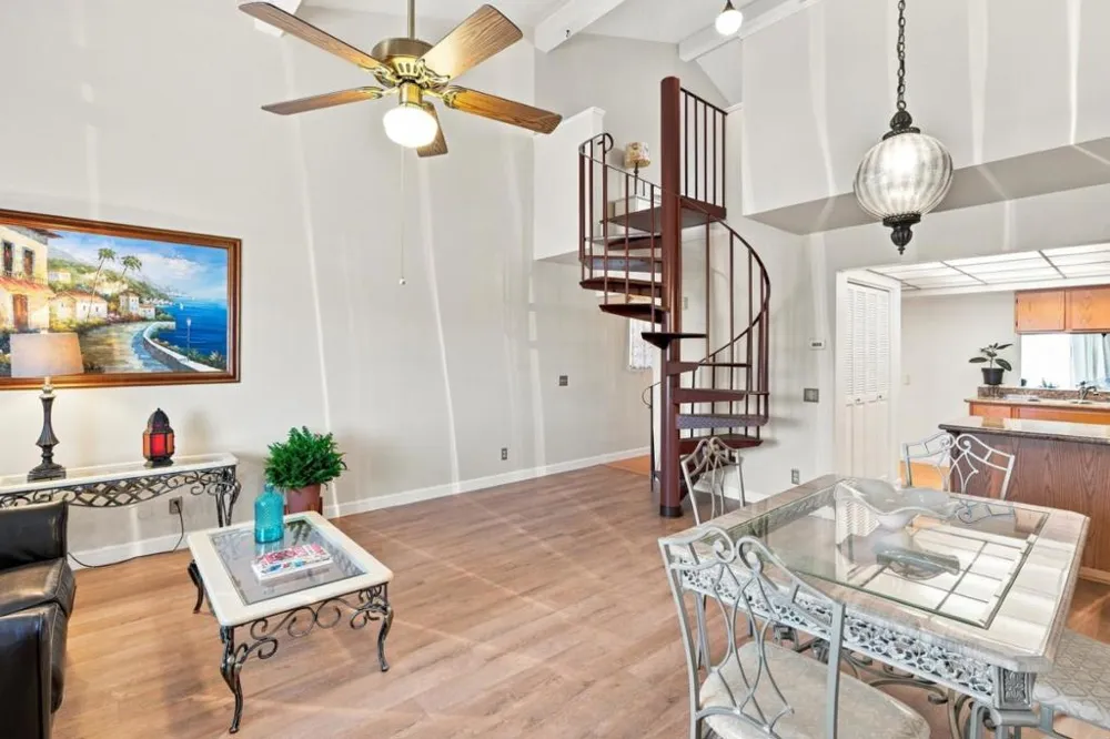 104 W Rossi Street #7 Salinas, CA 93901