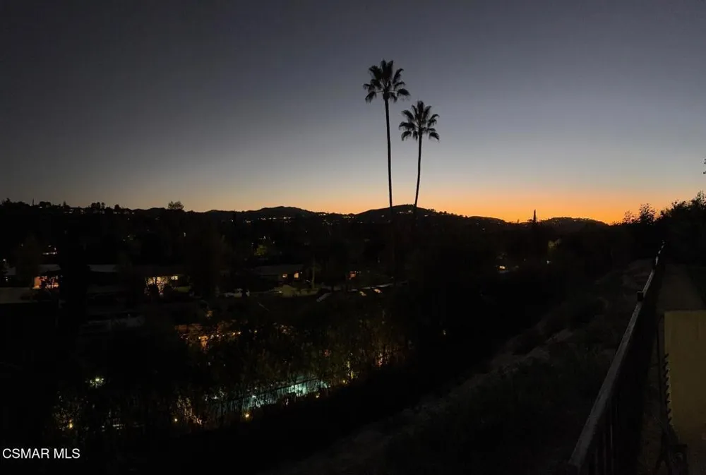 4627 Willens Avenue Woodland Hills, CA 91364