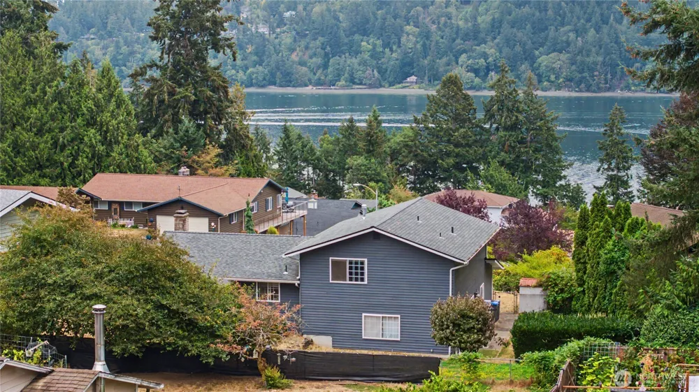 7067 Navajo Trail NE Bremerton, WA 98311