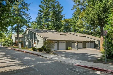 15406 NE 15th Place #D24