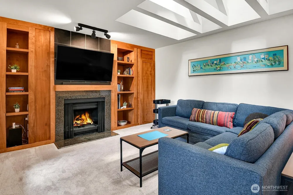 15406 NE 15th Place #D24 Bellevue, WA 98007