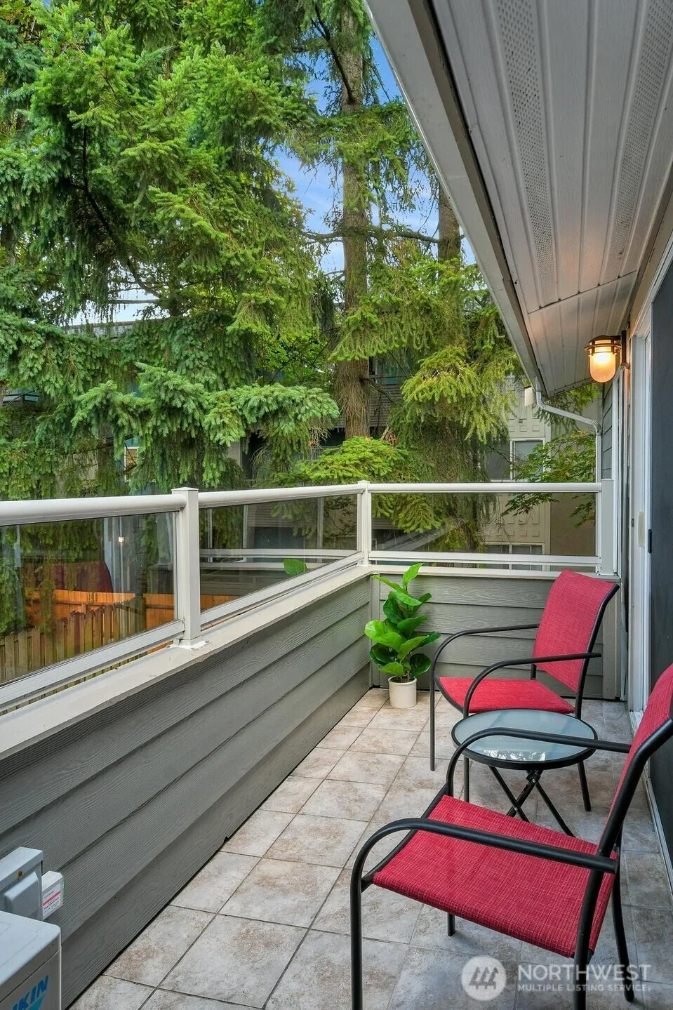 15406 NE 15th Place #D24 Bellevue, WA 98007