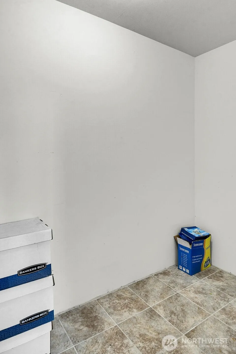 15406 NE 15th Place #D24 Bellevue, WA 98007