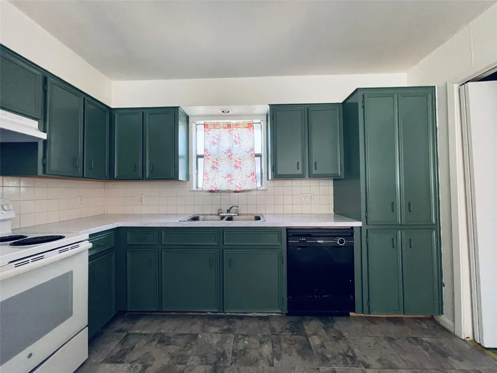 7402 Geneva Drive #A Austin, TX 78723