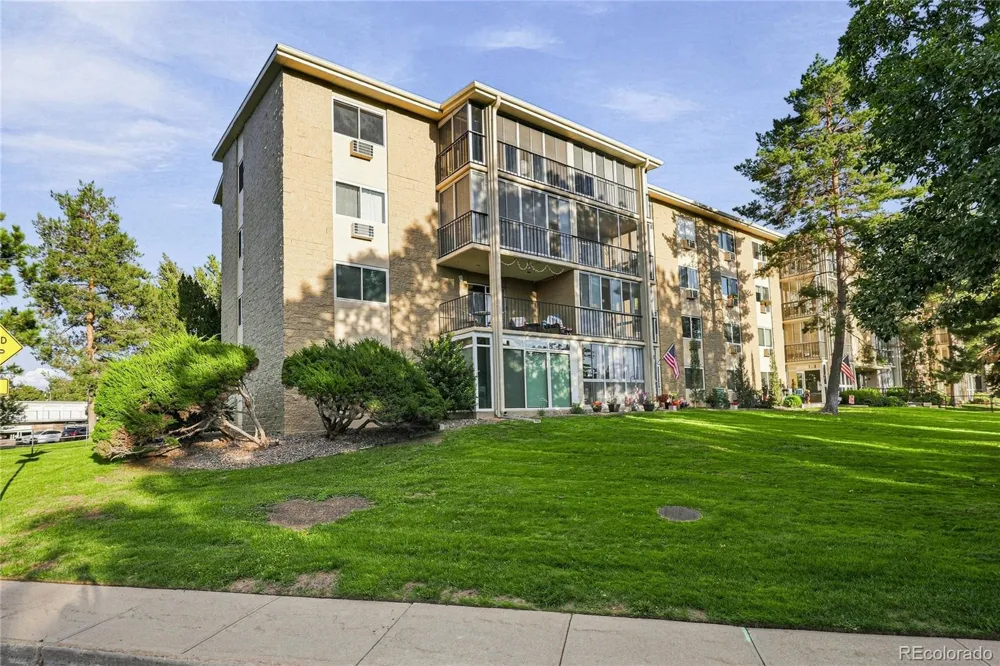 3022 S Wheeling Way #203 Aurora, CO 80014