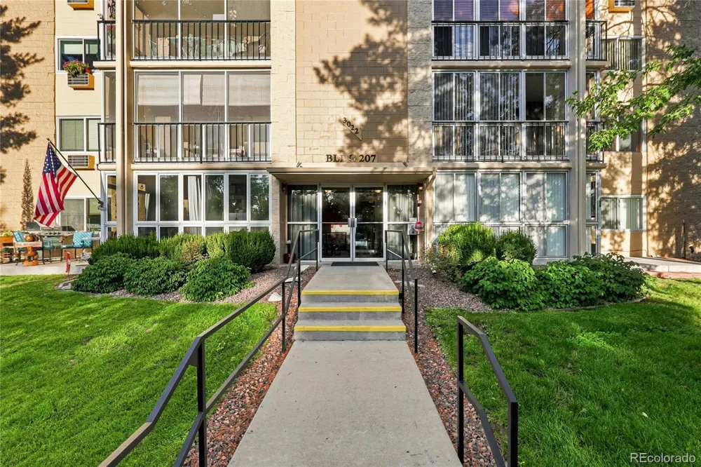 3022 S Wheeling Way #203 Aurora, CO 80014