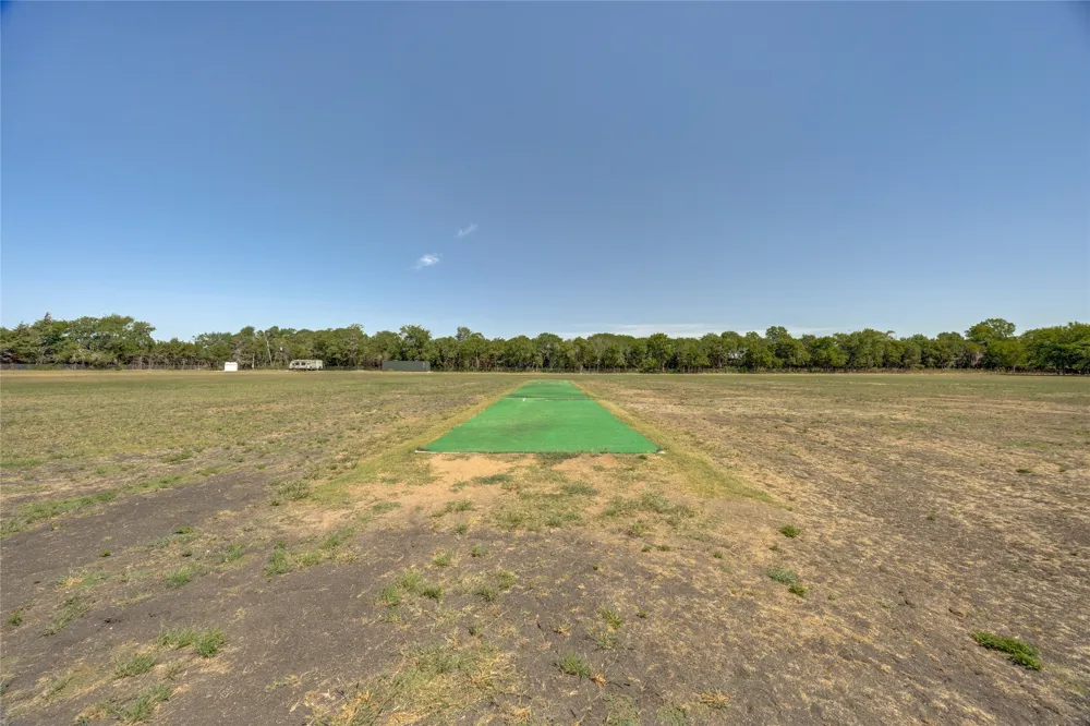 5788 Co Rd 4640 Trenton, TX 75490