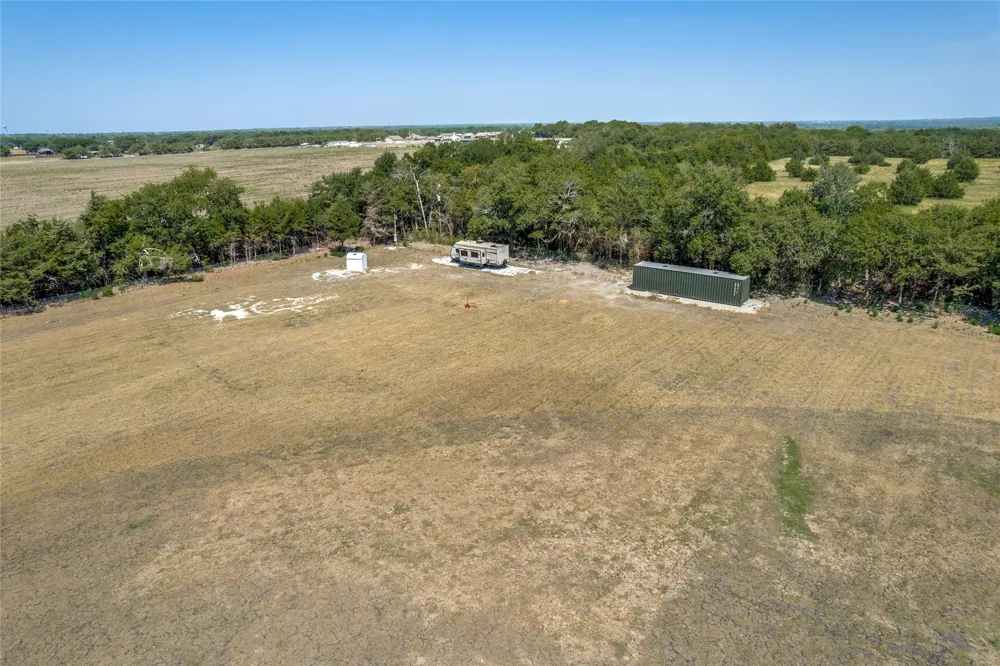 5788 Co Rd 4640 Trenton, TX 75490