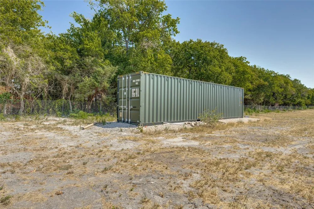 5788 Co Rd 4640 Trenton, TX 75490