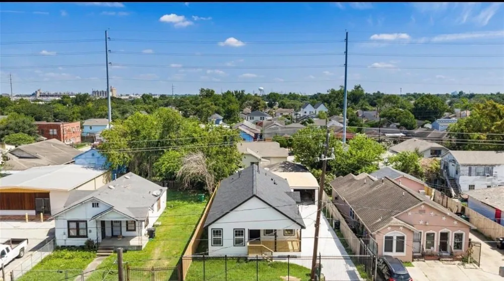 6619 Canal Street Houston, TX 77011