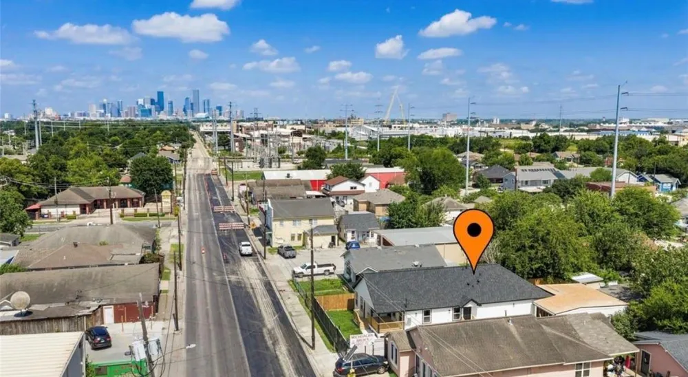 6619 Canal Street Houston, TX 77011