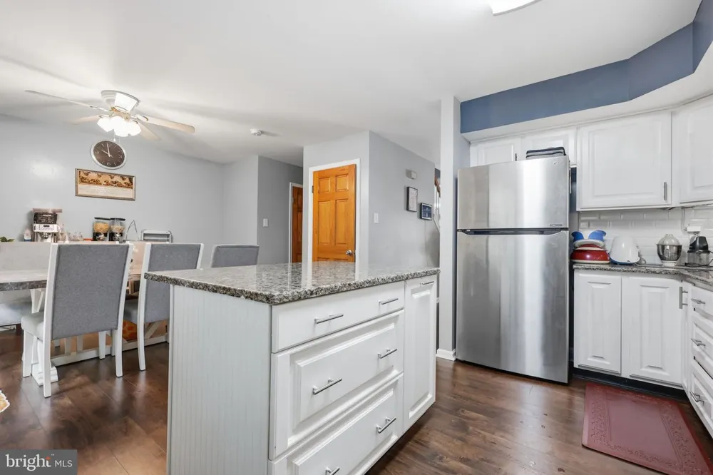 114 YORKSHIRE WAY Hatboro, PA 19040